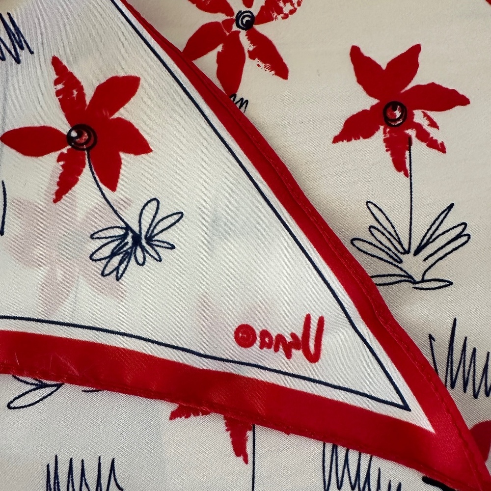 Veresa by Vera Scarf Red Blue White Vera Neuman Scarf - Picture 11 of 11